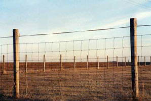 Hinged Mesh Fence